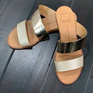 Dolce vita paci sandal